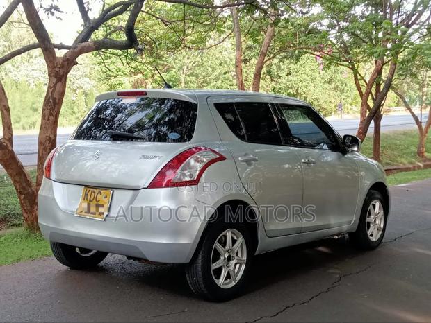 Suzuki Swift 2013 Silver