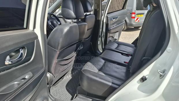 Nissan X-Trail 2.0 Petrol AWD 2014 White