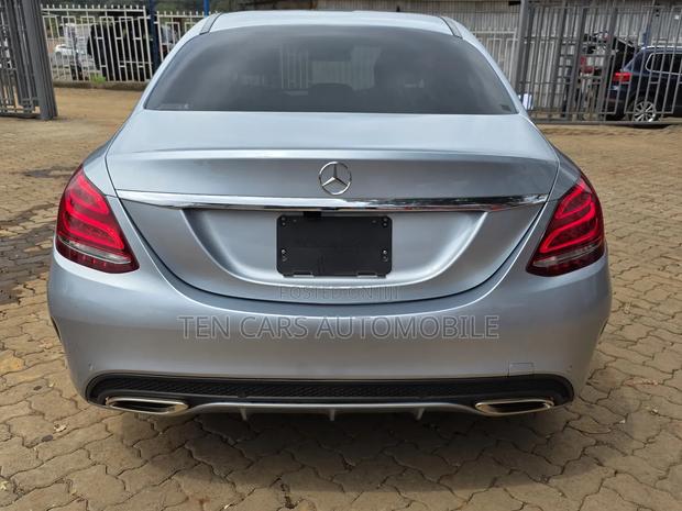 Mercedes-Benz GLA 250 2017 Silver