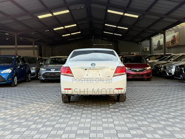 Toyota Allion 2018 Pearl