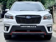Subaru Forester Premium AWD 2019 White for sale
