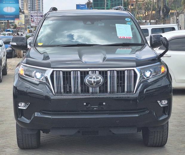 Toyota Land Cruiser Prado 2019 Black