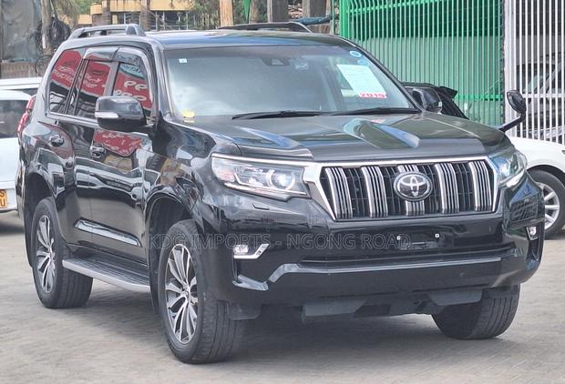 Toyota Land Cruiser Prado 2019 Black