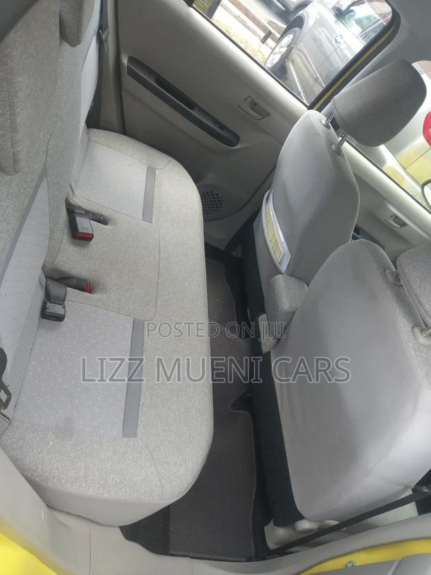 Toyota Passo 2018 Yellow