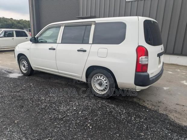 Toyota Probox 1.3 DX 2WD 2019 White