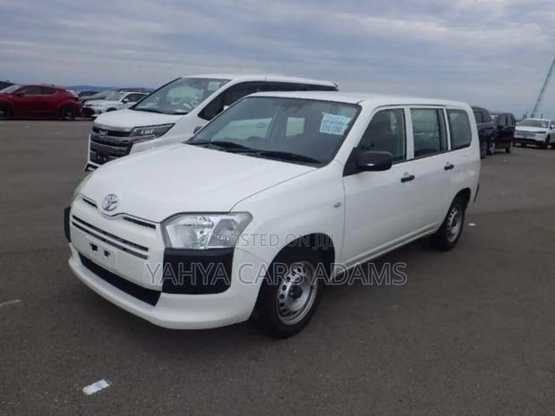 Toyota Probox 1.3 DX 2WD 2018 Silver