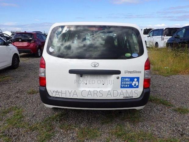 Toyota Probox 1.5 DX 2WD 2018 White