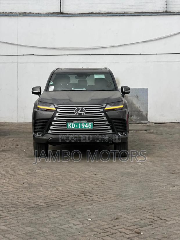 Lexus LX 2023 Gray