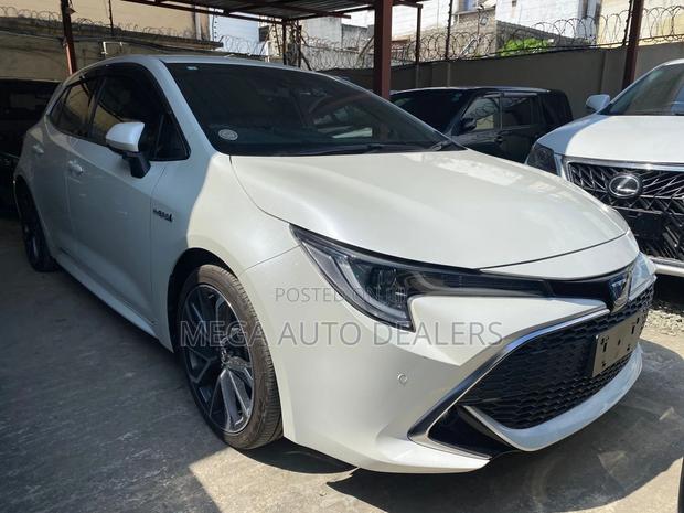 Toyota Corolla 2018 White