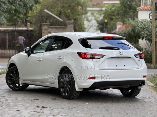 Mazda Axela 2018 White