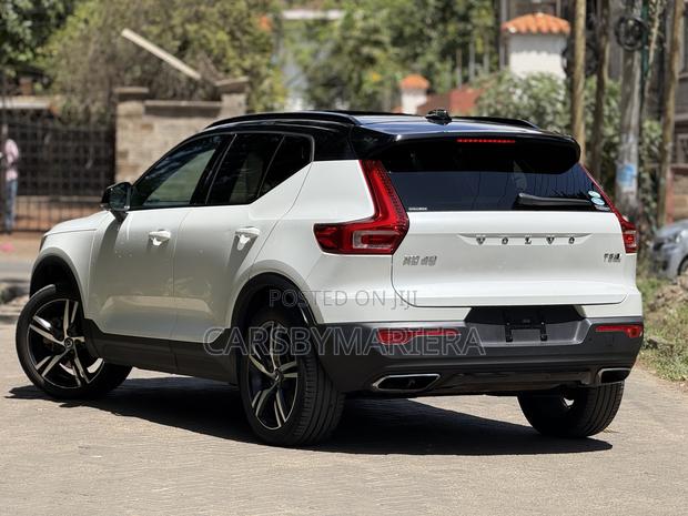 Volvo XC40 T5 Petrol AWD 2019 White