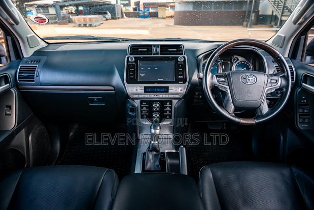 Toyota Land Cruiser Prado 3.0 172hp 2019 Black