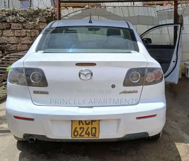 Mazda Axela 2008 White
