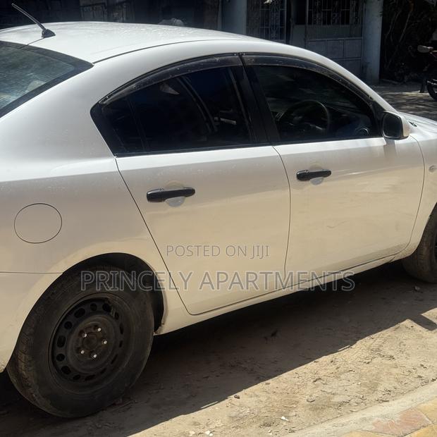 Mazda Axela 2008 White