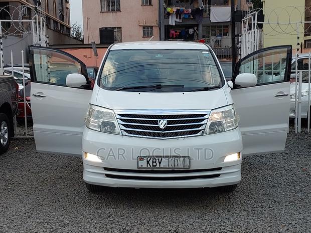 Toyota Alphard 2.4 Petrol FWD 2007 Pearl
