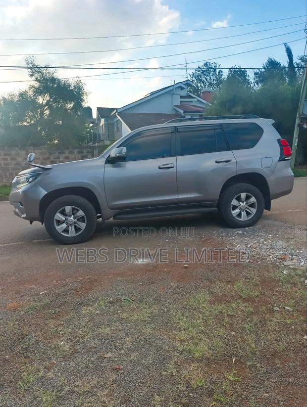 Toyota Land Cruiser Prado 2.8 2018 Brown