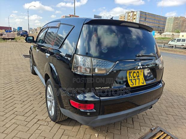 Mitsubishi Outlander 2011 Black