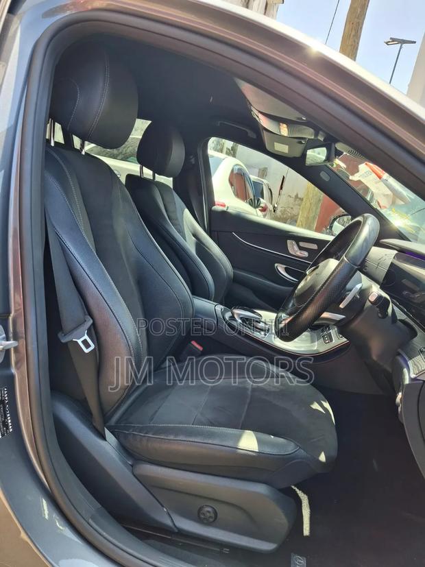Mercedes-Benz E350e 2019 Gray
