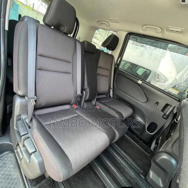 Nissan Serena 2019 Black