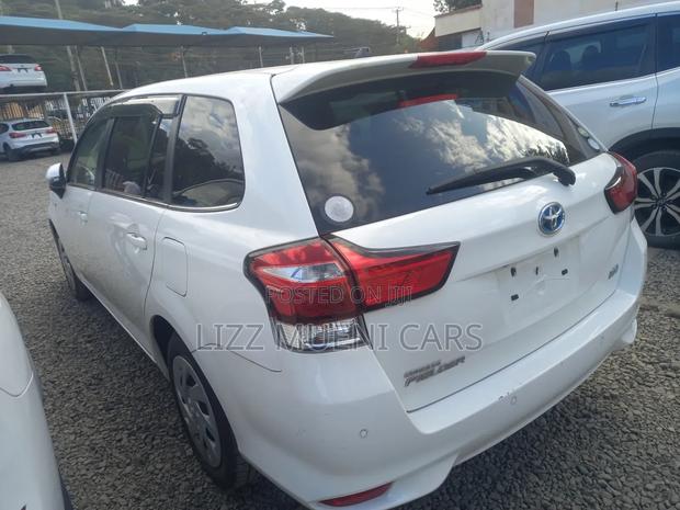 Toyota Corolla Fielder 2019 White