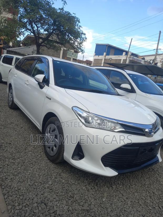 Toyota Corolla Fielder 2019 White