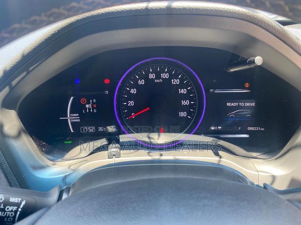 Honda Vezel 2018 Blue