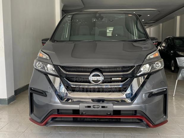 Nissan Serena 2018 Gray