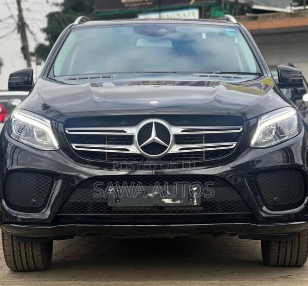 Mercedes-Benz GLE-Class 2016 Matt Black