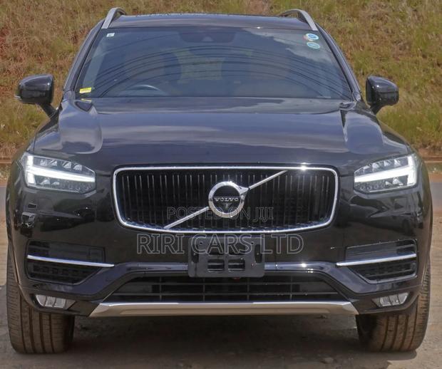 Volvo XC90 T5 Momentum AWD 2018 Black