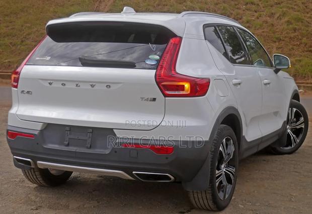 Volvo XC40 2019 White