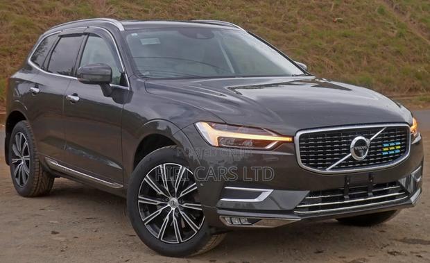 Volvo XC60 2019 Gray