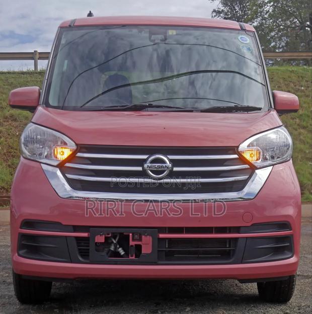 Nissan Dayz Roox 2018 Pink