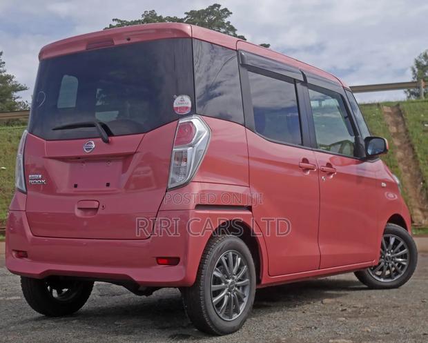 Nissan Dayz Roox 2018 Pink