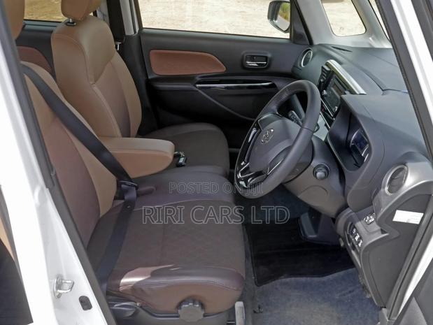Nissan Dayz Roox 2018 White