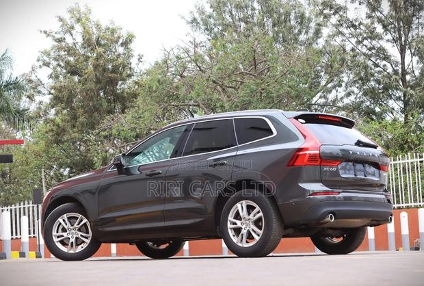 Volvo XC60 2018 Gray