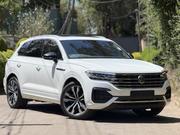 Volkswagen Touareg 2019 White for sale