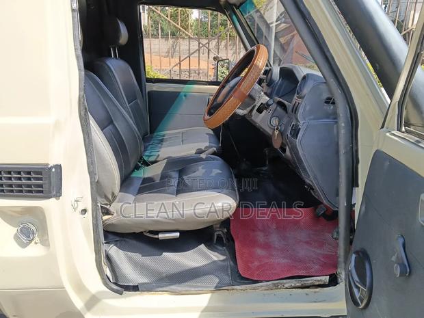 Toyota Land Cruiser 2017 Beige
