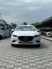 Mazda Axela 2018 White for sale