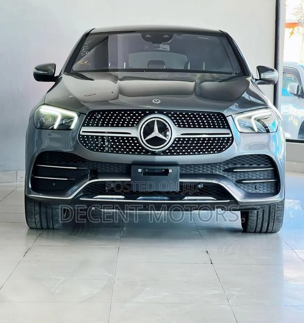 Mercedes-Benz GLE-Class GLE 400d 4MATIC 2021 Gray