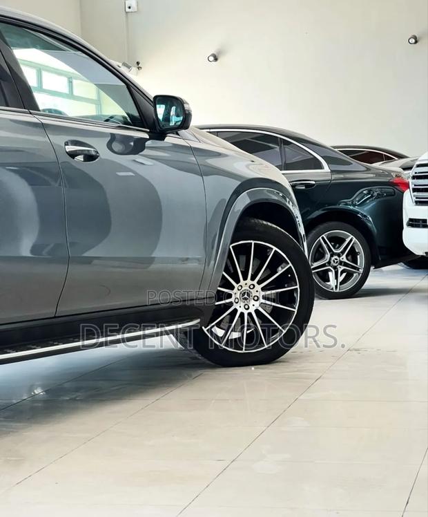 Mercedes-Benz GLE-Class GLE 400d 4MATIC 2021 Gray