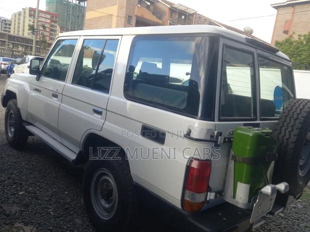 Toyota Land Cruiser 79 Series 2014 White