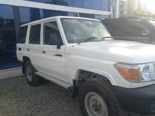 Toyota Land Cruiser 79 Series 2014 White