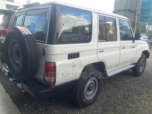 Toyota Land Cruiser 79 Series 2014 White