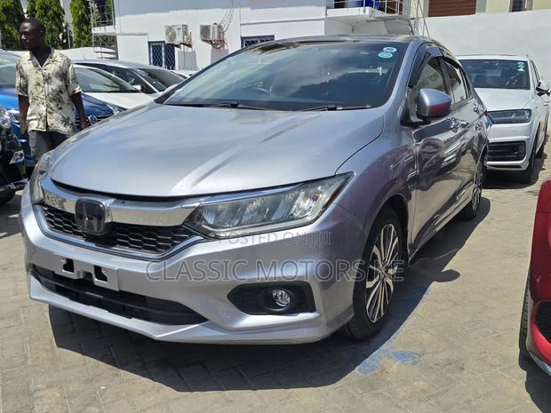 Honda Grace 1.5 Hybrid FWD 2019 Silver