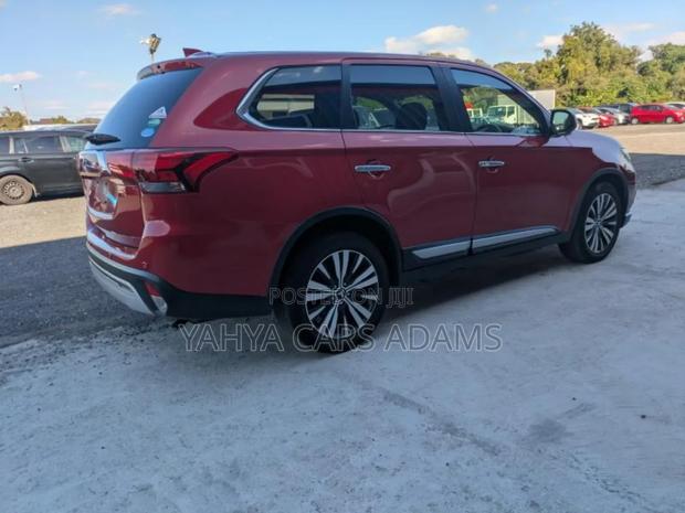 Mitsubishi Outlander 2019 Red