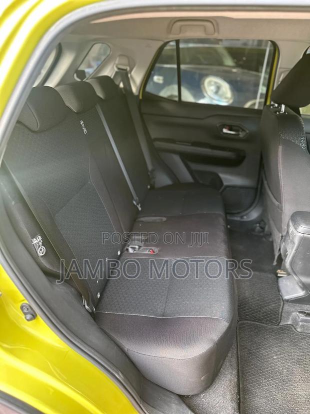 Toyota Raize 1.0 FWD 2020 Yellow