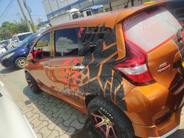 Nissan Note 2017 Orange