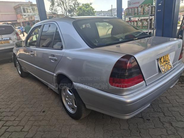 Mercedes-Benz C200 1999 Silver