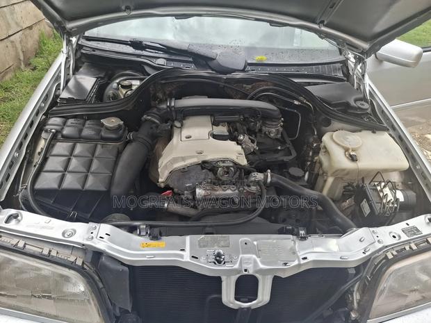 Mercedes-Benz C200 1999 Silver