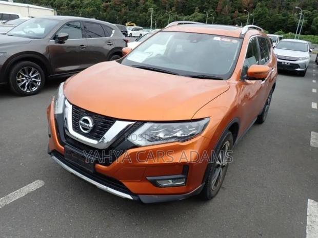 Nissan X-Trail 2.0 Petrol AWD 2018 Orange